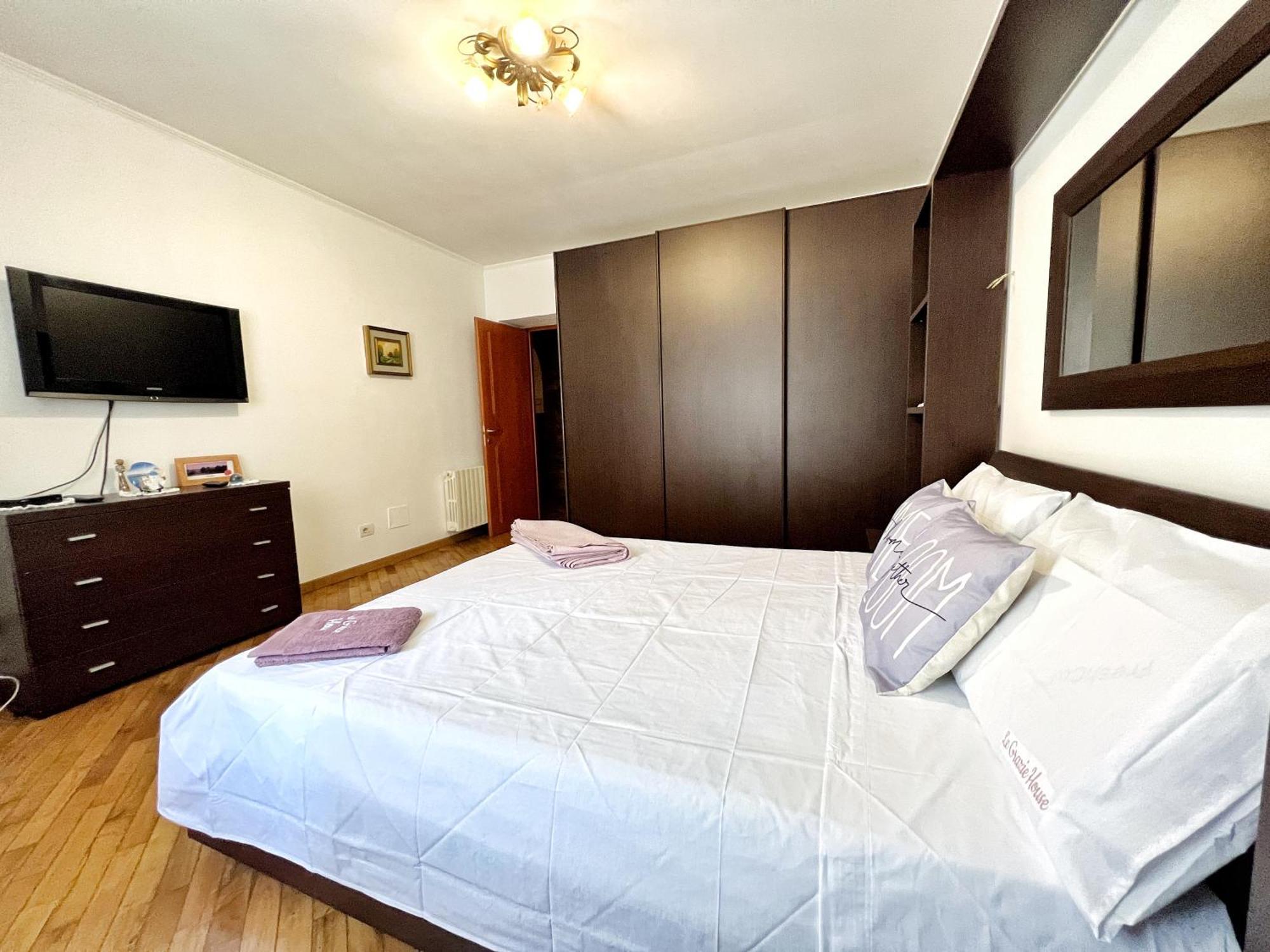 Le Grazie House Villa Монтефиасконе Екстериор снимка